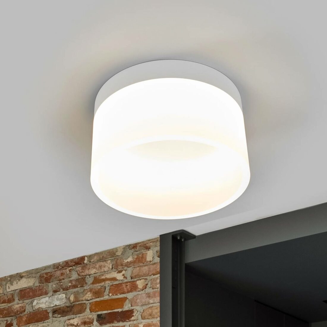 Helestra Liv – stropní LED svítidlo 20 cm