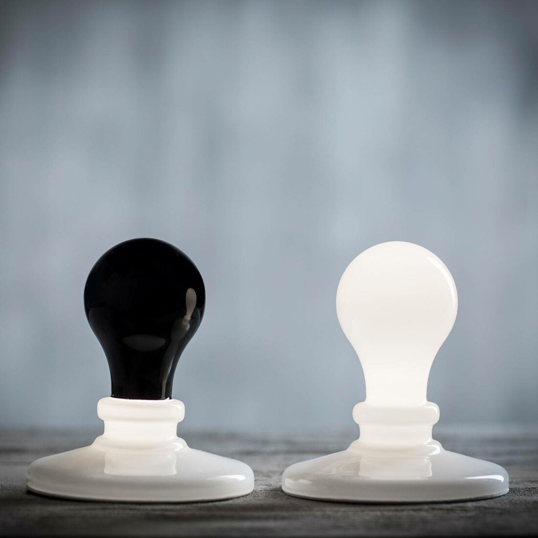 Foscarini White + Black Light LED stolní lampa 2ks