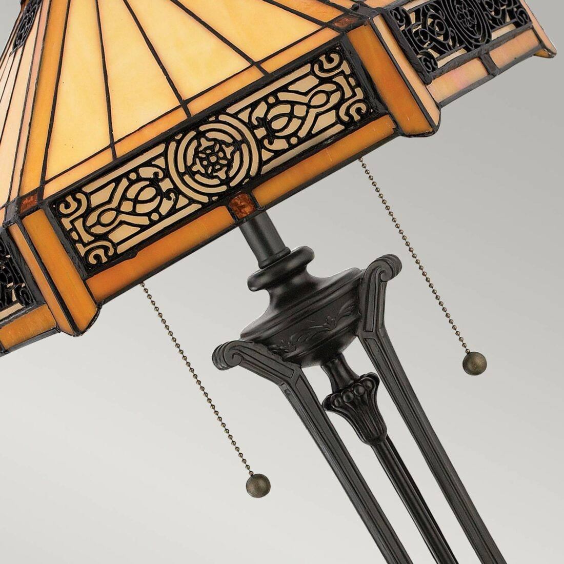 Stolní lampa Indus ve stylu Tiffany