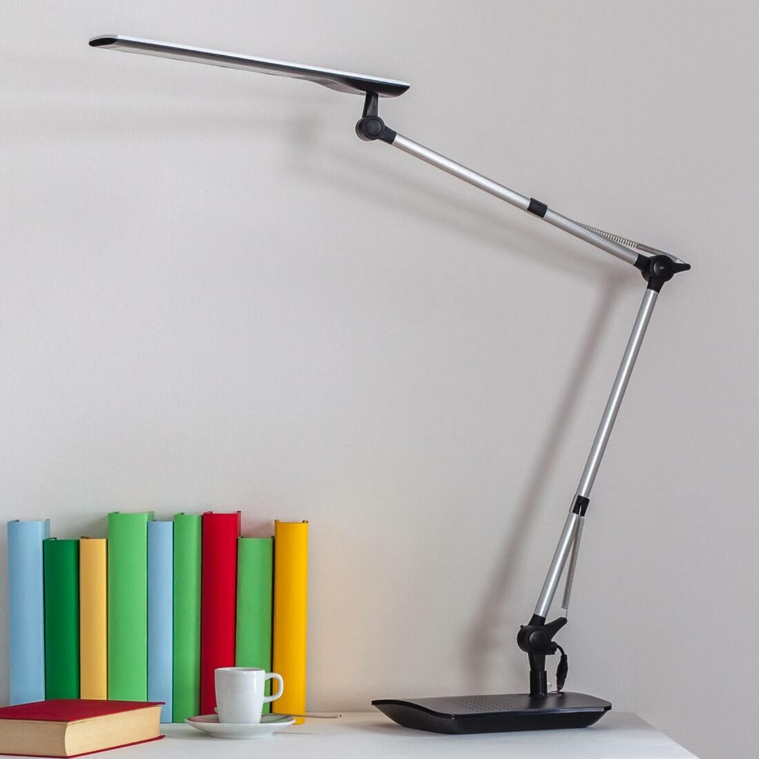 Felipe - LED stolní lampa s úchytem