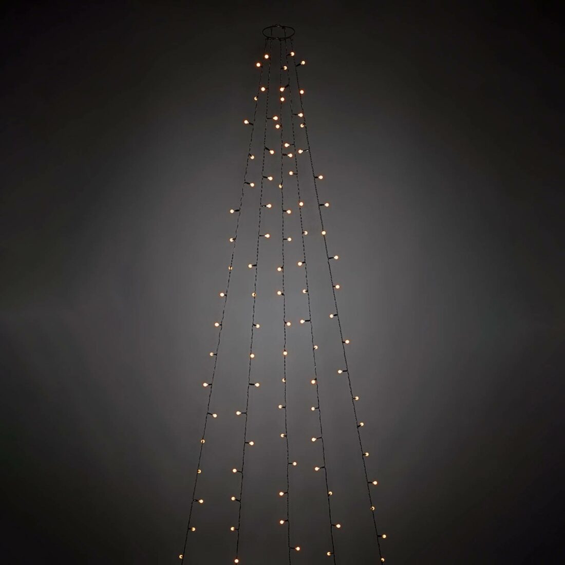 LED osvětlení stromu s předmontovanými Globe 200